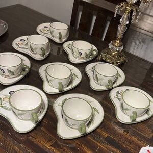 Elegant Green and Cream Soup Cups Set